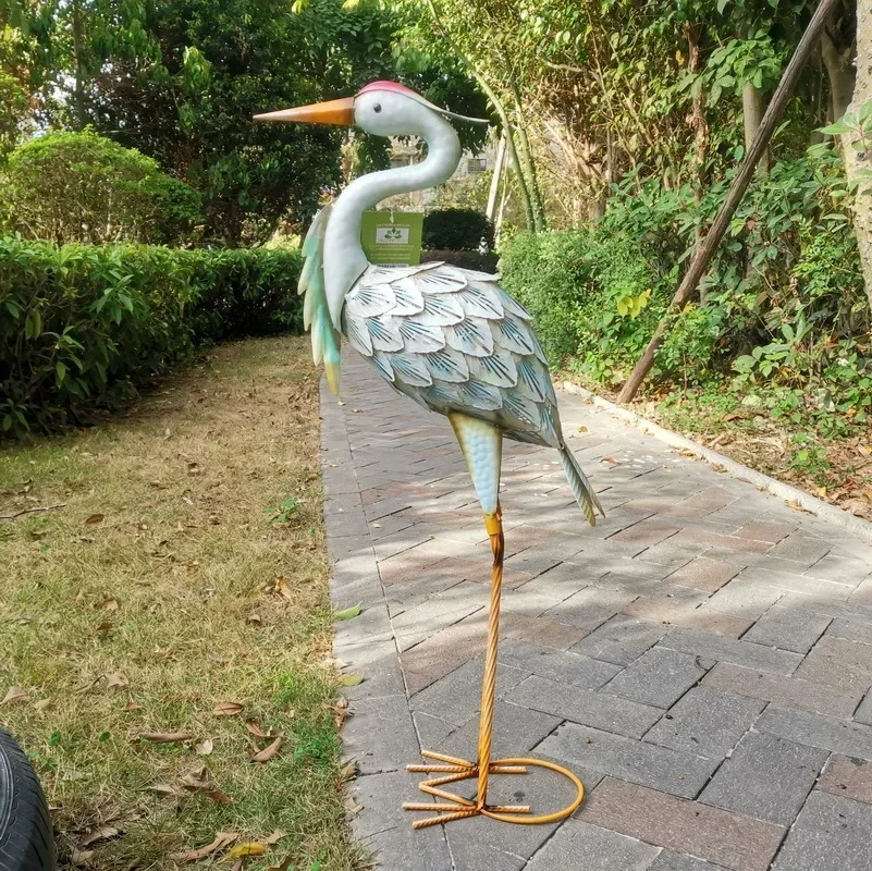 Patung Besi Amazon untuk Taman - Gardening Tools Amazon ulasan dan harga